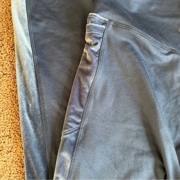 Pink Victoria’s Secret cozy leggings velvet side with pockets size large - Picture 3 of 6